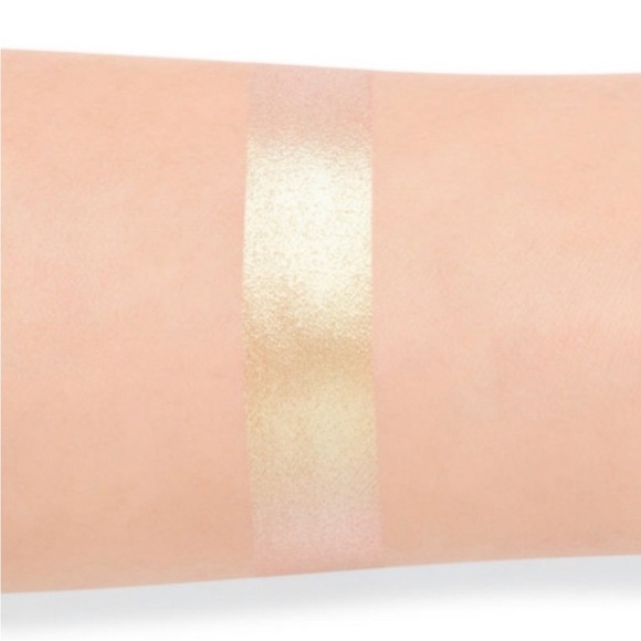 COLD HARD CASH - Jeffree Star Extreme Frost Highlighting Powder - Picture 4 of 5